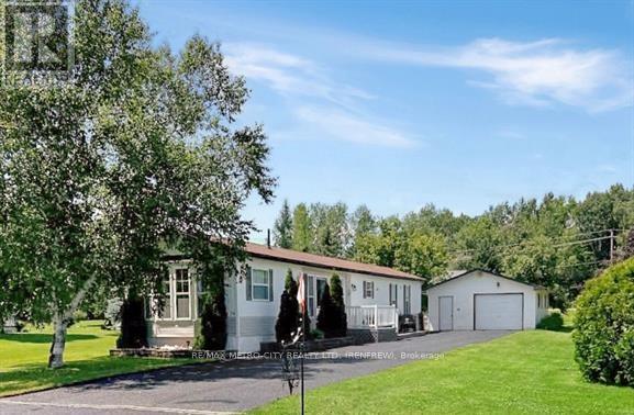 34 Sunset Lane, Horton, Ontario  K7V 0A5 - Photo 2 - X13032702