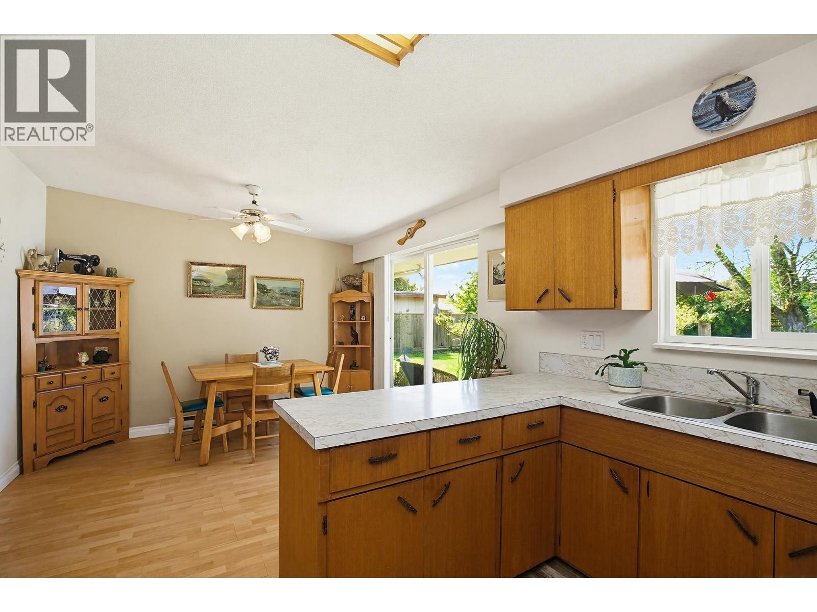 11895 230 Street, Maple Ridge, British Columbia  V2X 6R3 - Photo 11 - R3115044