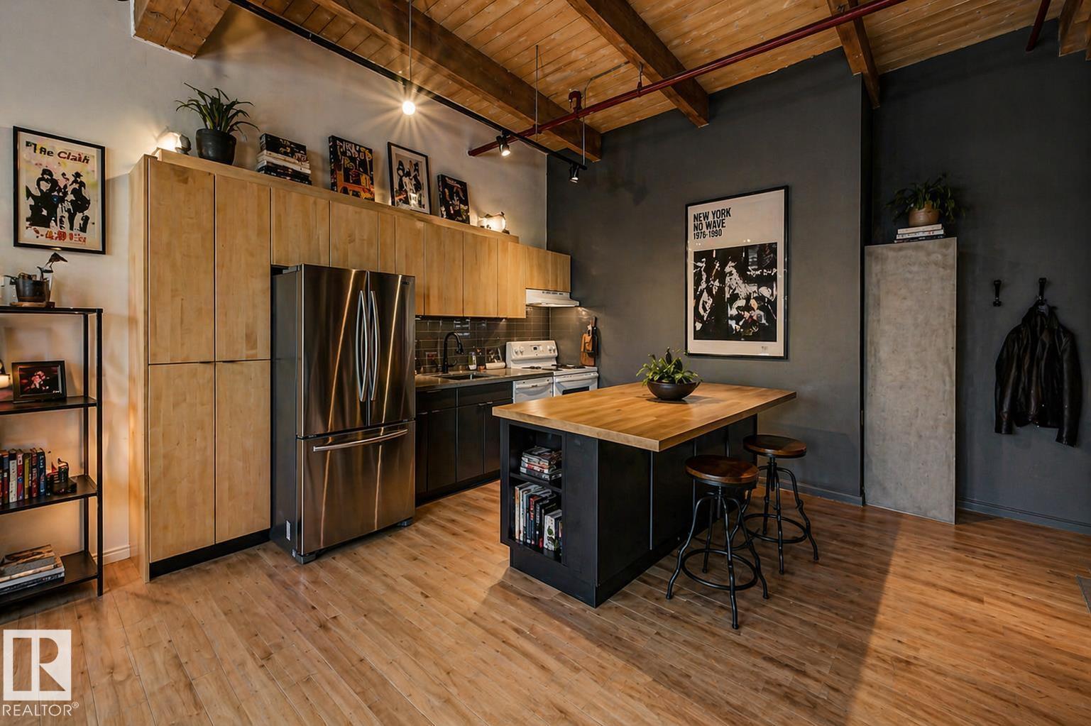 #407 10301 109 St Nw, Edmonton, Alberta  T5J 1N4 - Photo 2 - E4471396