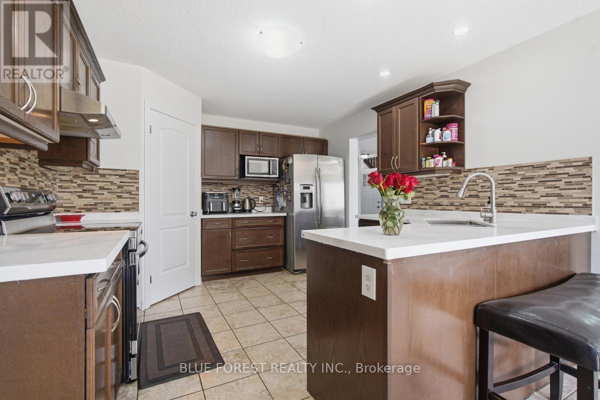 1408 Devos Drive, London North, Ontario  N5X 4L1 - Photo 14 - X13036916