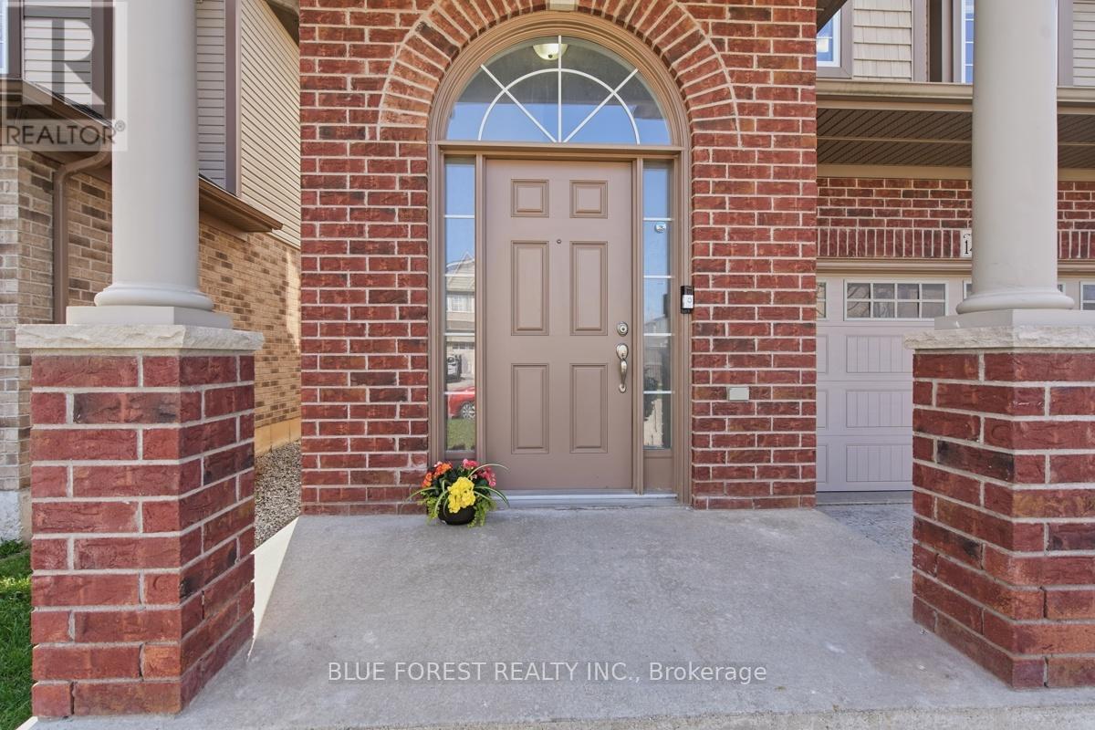 1408 Devos Drive, London North, Ontario  N5X 4L1 - Photo 3 - X13036916