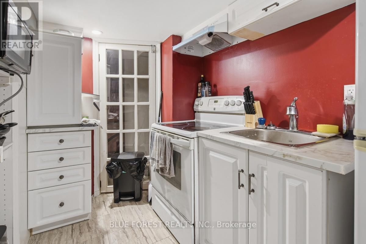 1408 Devos Drive, London North, Ontario  N5X 4L1 - Photo 34 - X13036916