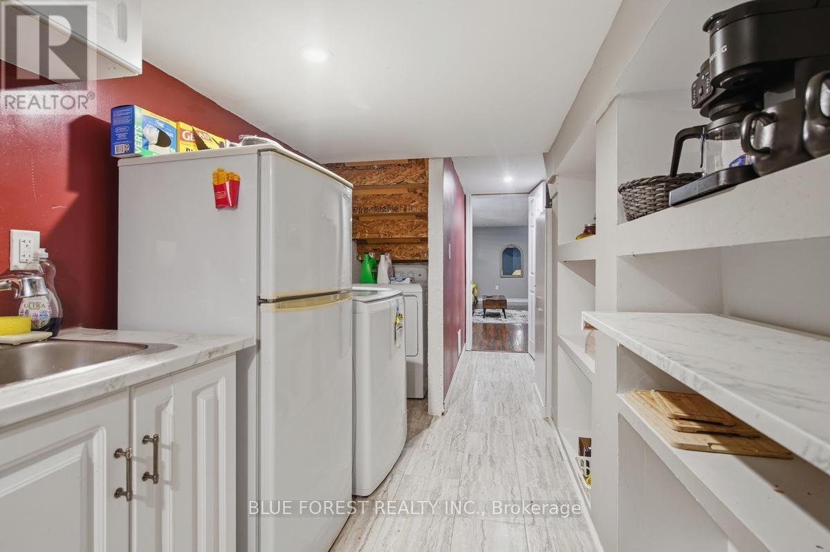 1408 Devos Drive, London North, Ontario  N5X 4L1 - Photo 35 - X13036916