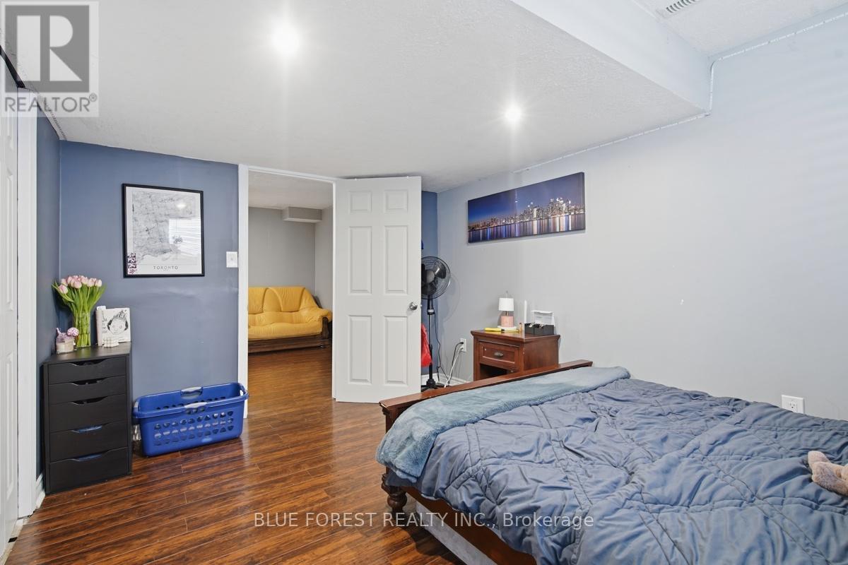 1408 Devos Drive, London North, Ontario  N5X 4L1 - Photo 37 - X13036916