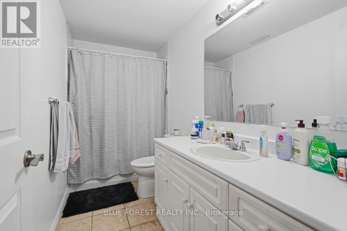 1408 Devos Drive, London North, Ontario  N5X 4L1 - Photo 38 - X13036916