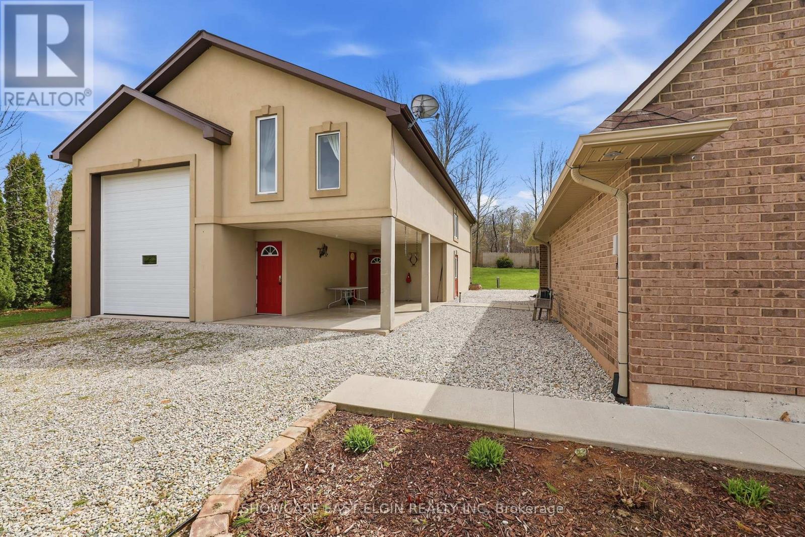 88628 Hilltop Lane, Malahide, Ontario  N5H 0B1 - Photo 3 - X13036938