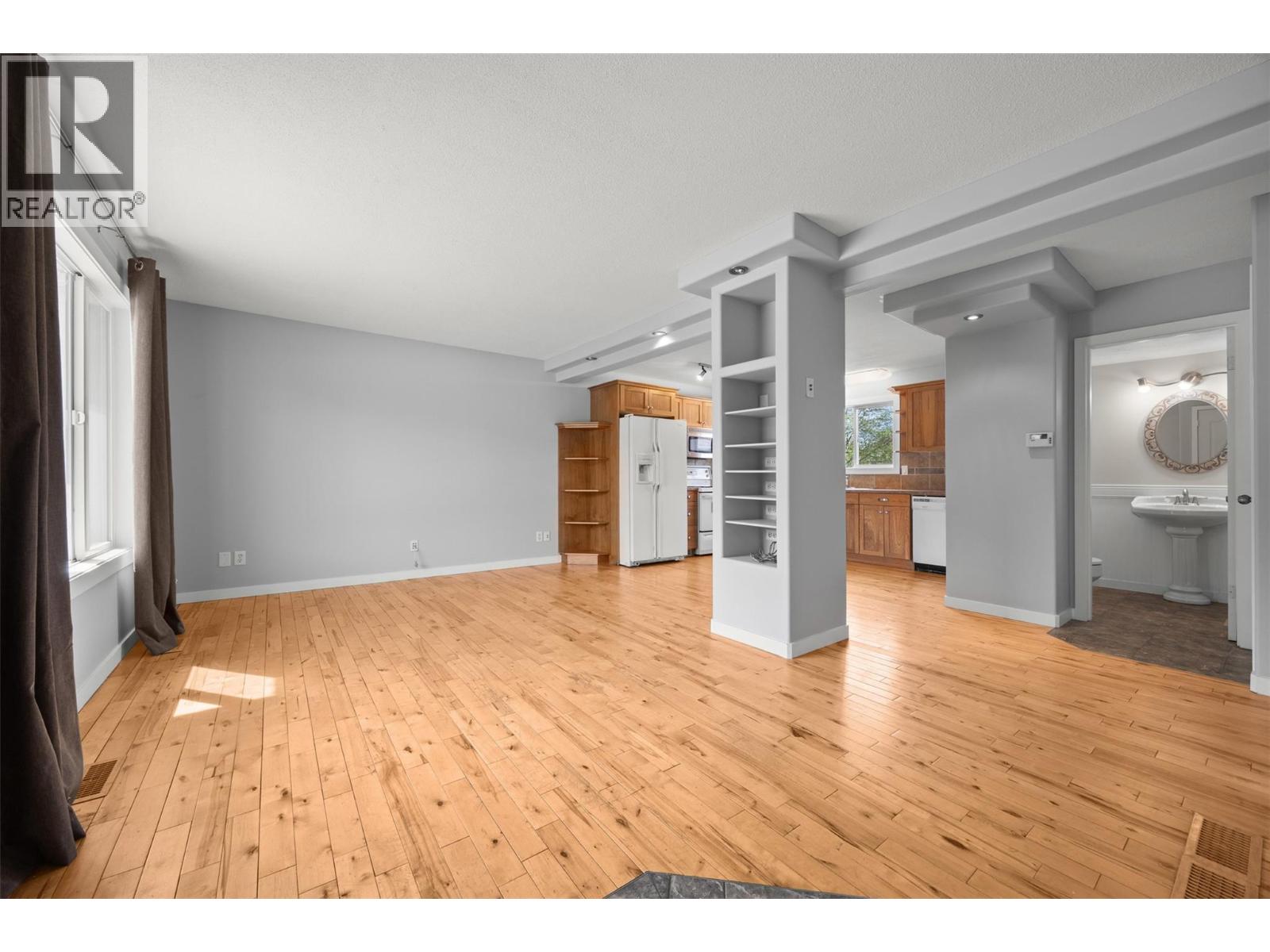 1024 Glenmore Drive, Kelowna, British Columbia  V1Y 4P2 - Photo 3 - 10384475