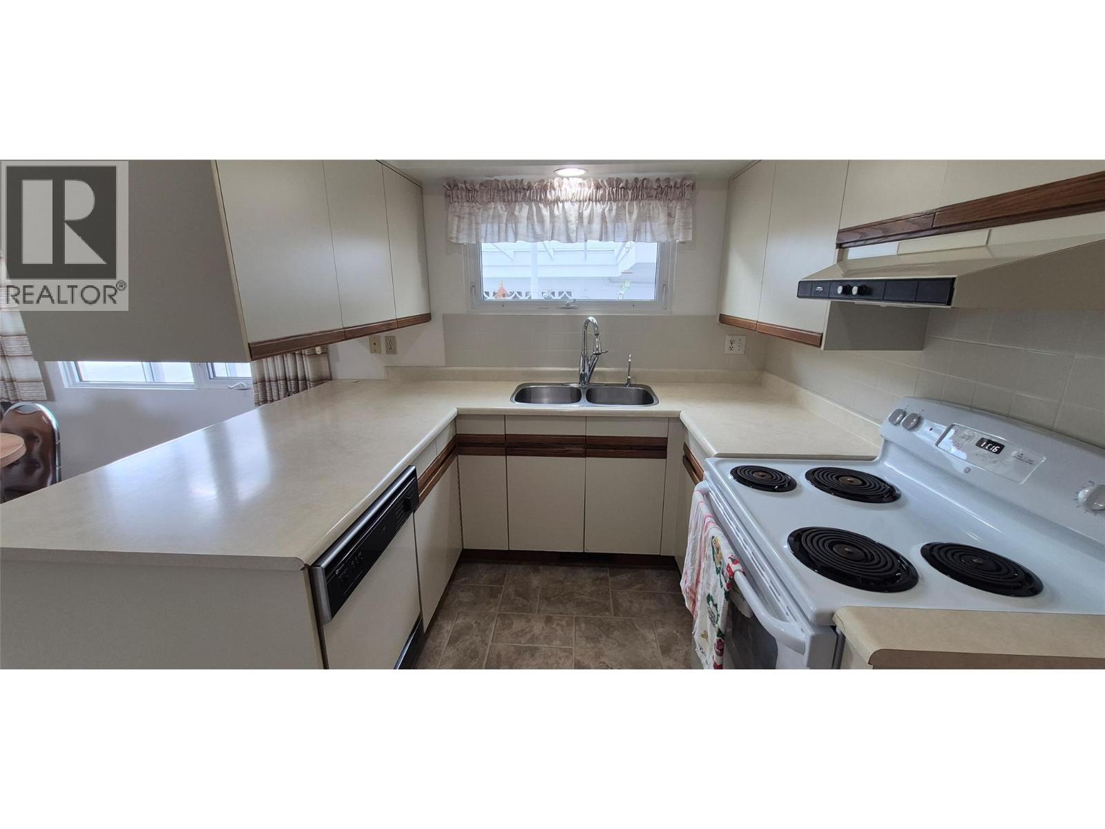 523 8th Street S, Cranbrook, British Columbia  V1C 1P3 - Photo 12 - 10384615