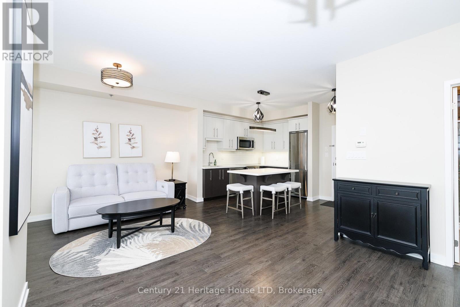 402 - 520 North Service Road, Grimsby, Ontario  L3M 0C9 - Photo 12 - X13037004