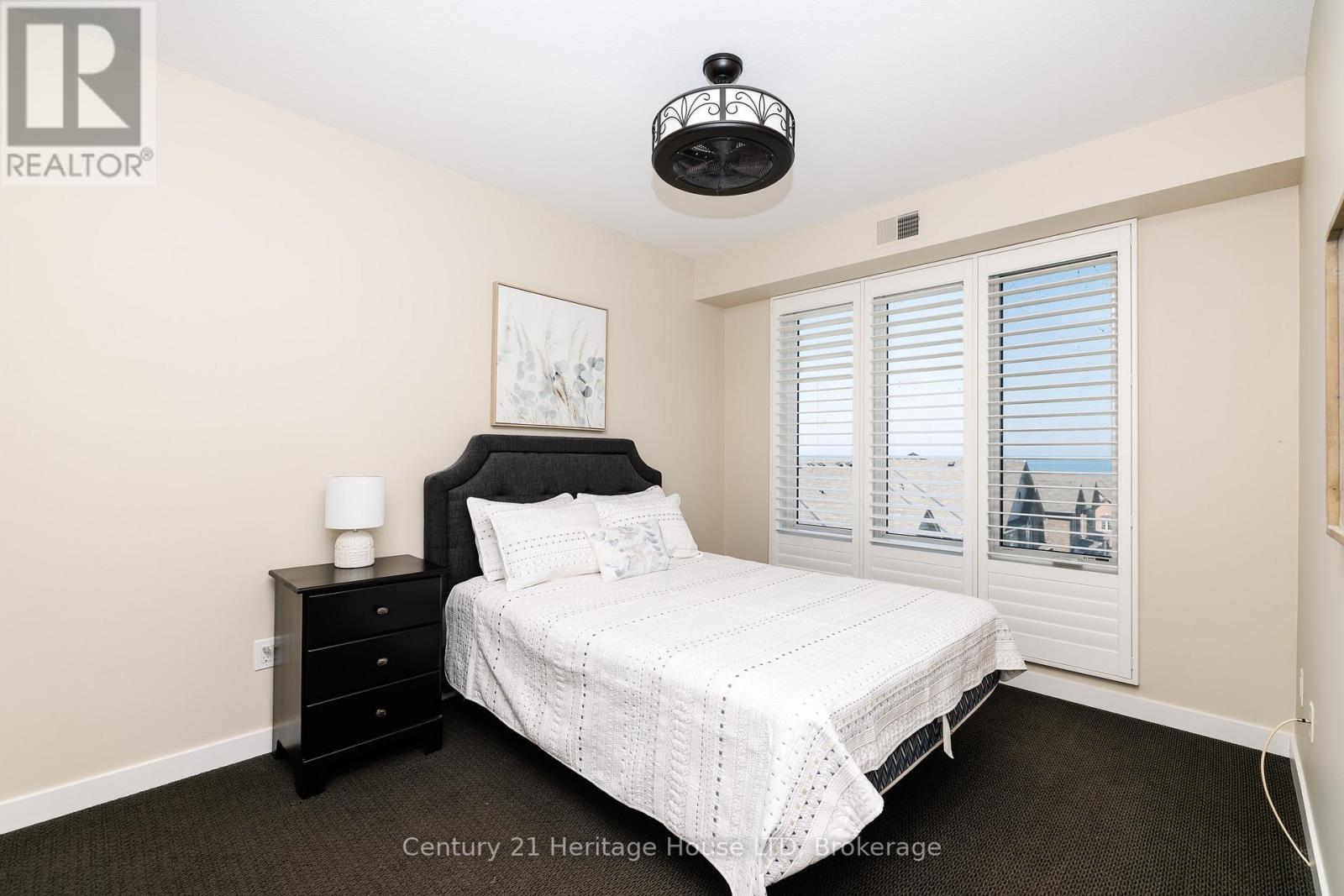 402 - 520 North Service Road, Grimsby, Ontario  L3M 0C9 - Photo 21 - X13037004