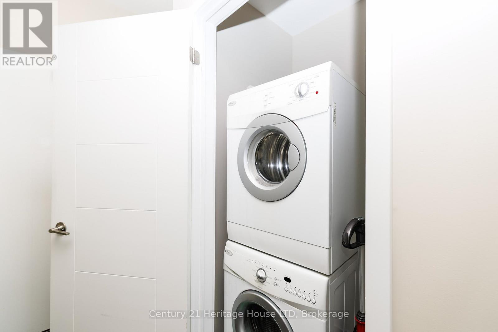 402 - 520 North Service Road, Grimsby, Ontario  L3M 0C9 - Photo 24 - X13037004