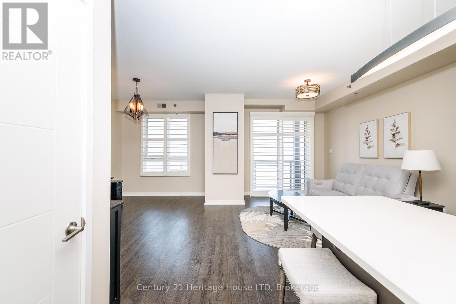 402 - 520 North Service Road, Grimsby, Ontario  L3M 0C9 - Photo 6 - X13037004