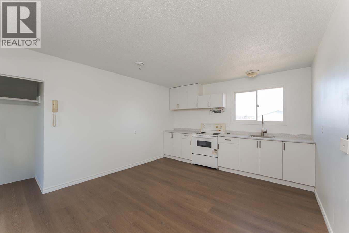 3806 5th Avenue, Prince George, British Columbia  V2M 1L2 - Photo 9 - C8078165