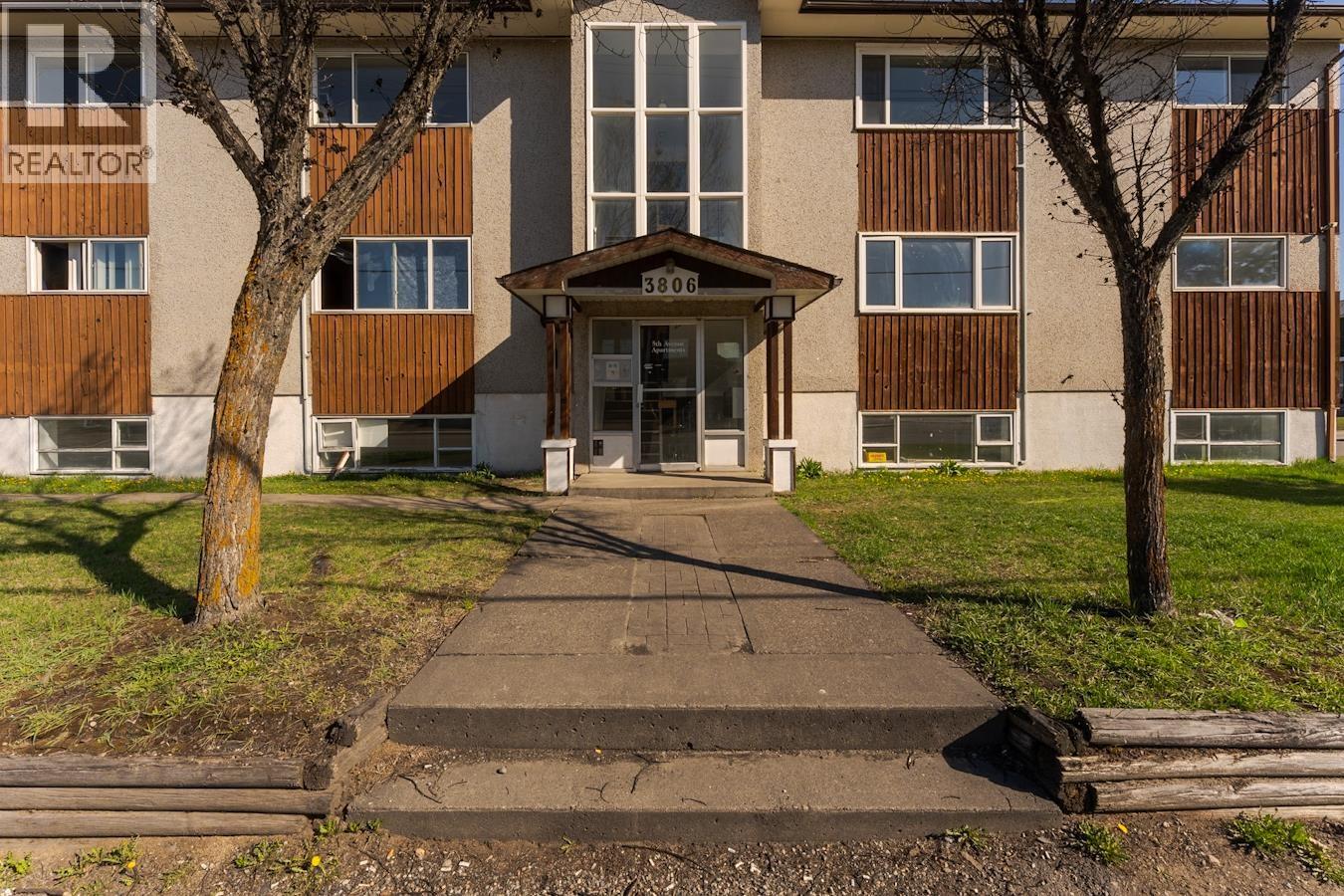 3806 5th Avenue, Prince George, British Columbia  V2M 1L2 - Photo 2 - C8078165