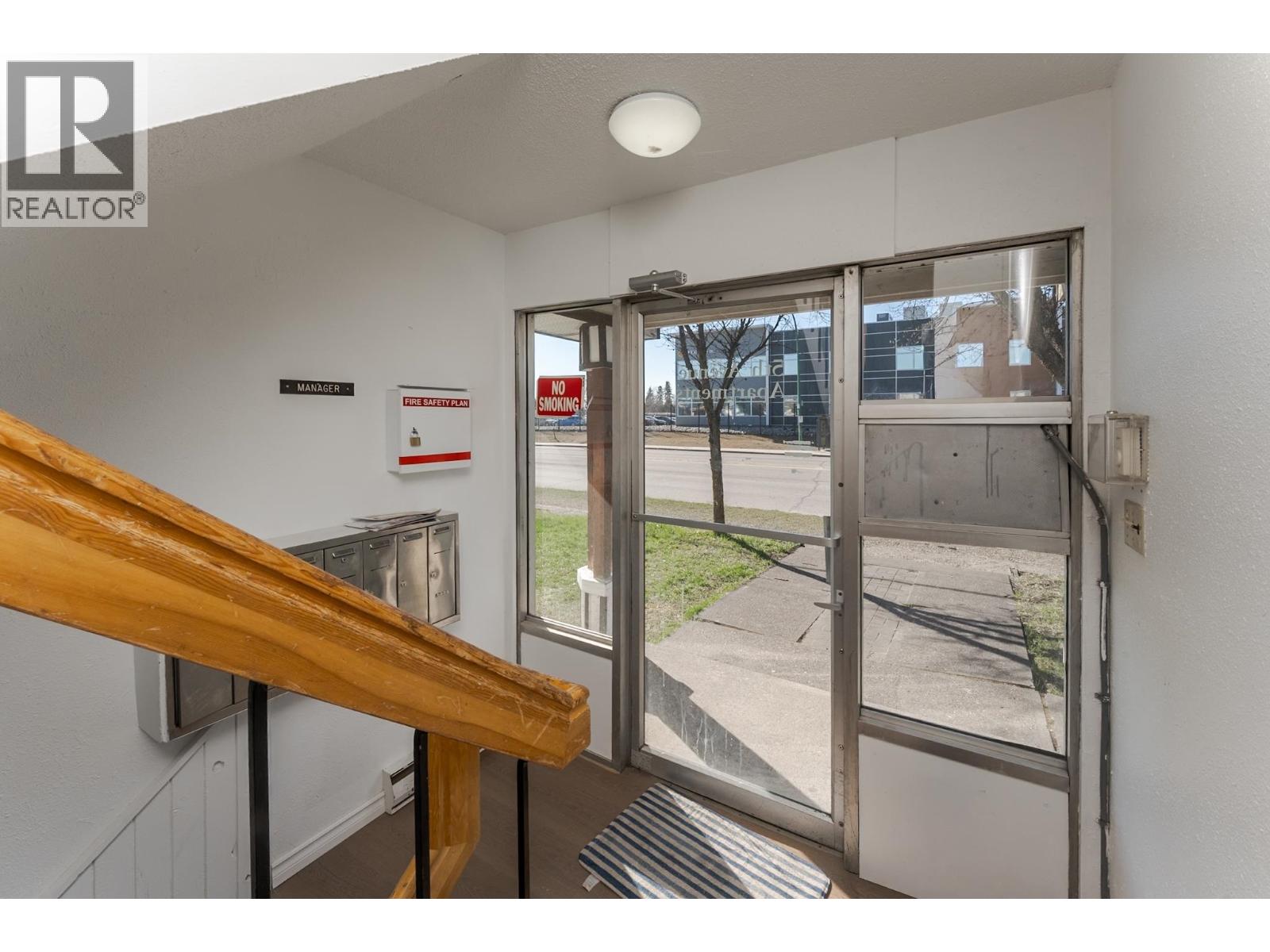 3806 5th Avenue, Prince George, British Columbia  V2M 1L2 - Photo 8 - C8078165