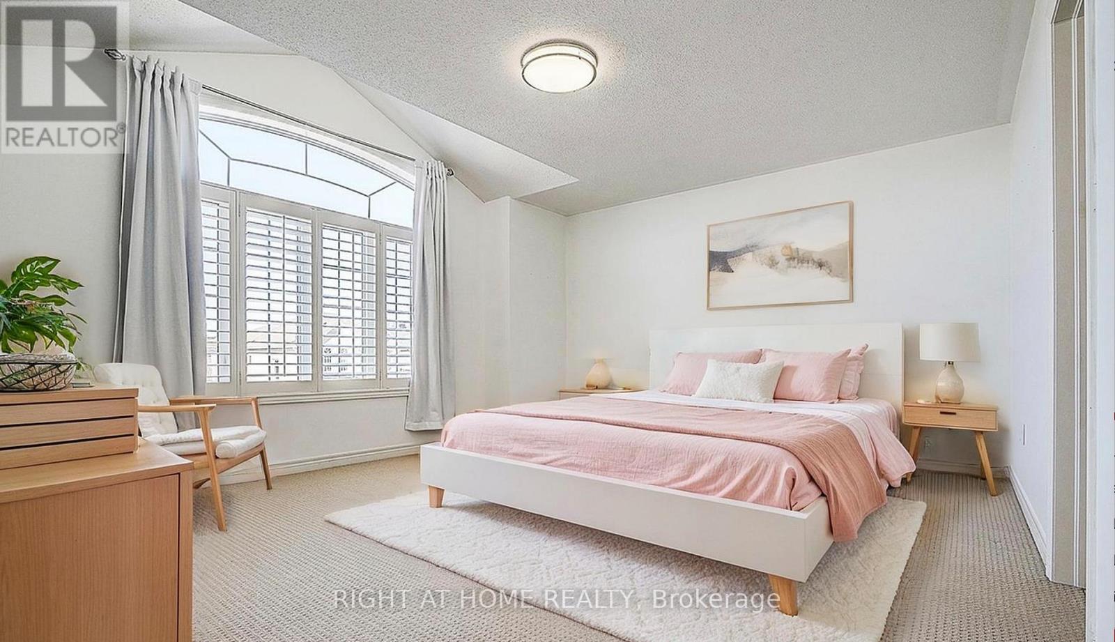 1209 Mctavish Drive, Newmarket, Ontario  L3X 0A9 - Photo 22 - N12898386