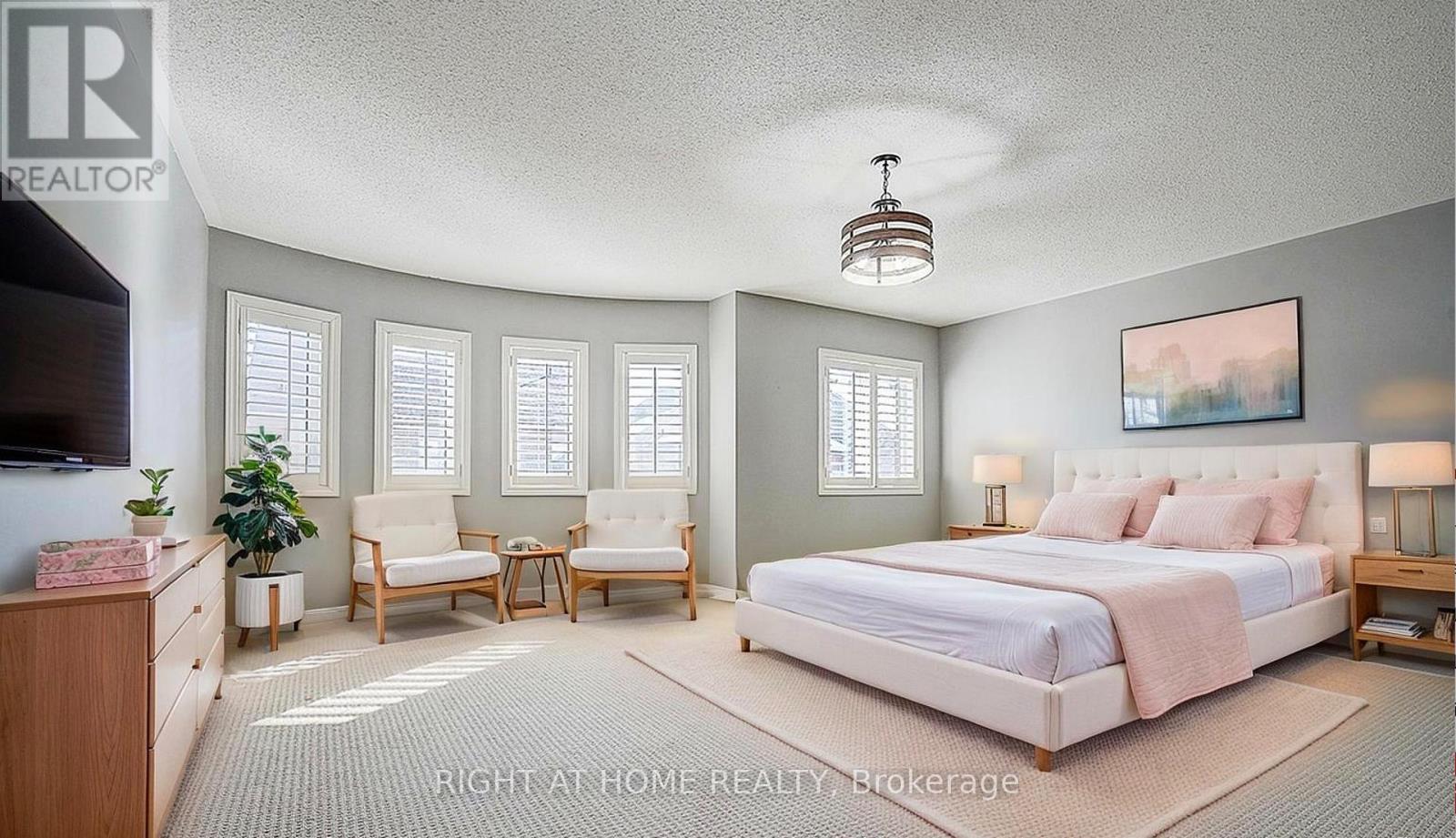 1209 Mctavish Drive, Newmarket, Ontario  L3X 0A9 - Photo 7 - N12898386