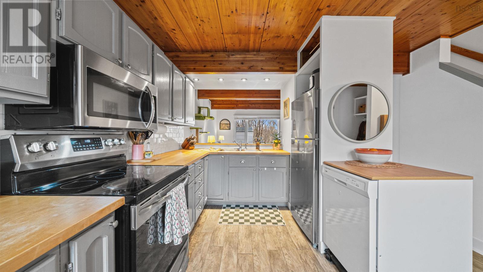 107 Cavendish Road, Halifax, Nova Scotia  B3P 2J6 - Photo 10 - 202608376