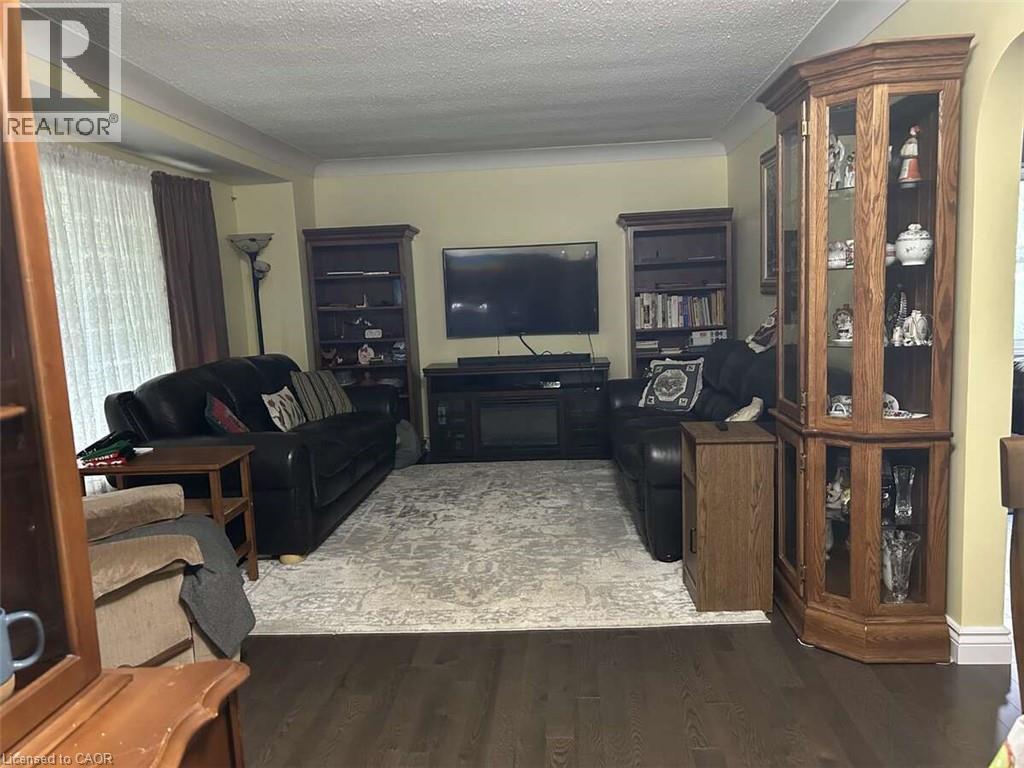 11 James Avenue, Brantford, Ontario  N3S 6Y2 - Photo 6 - 40809791