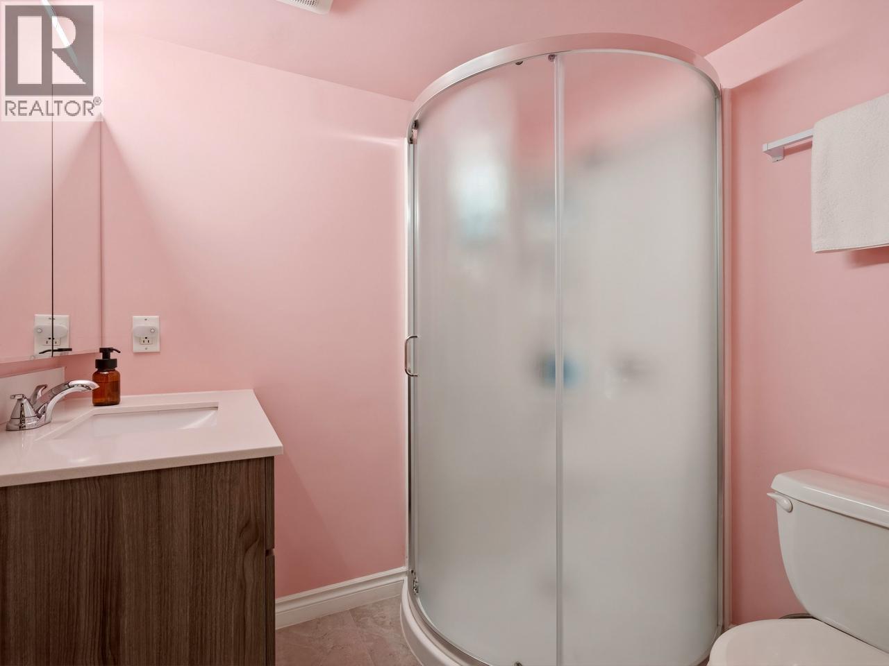 9439 Snowberry Court, Burnaby, British Columbia  V5A 4A6 - Photo 16 - R3115042