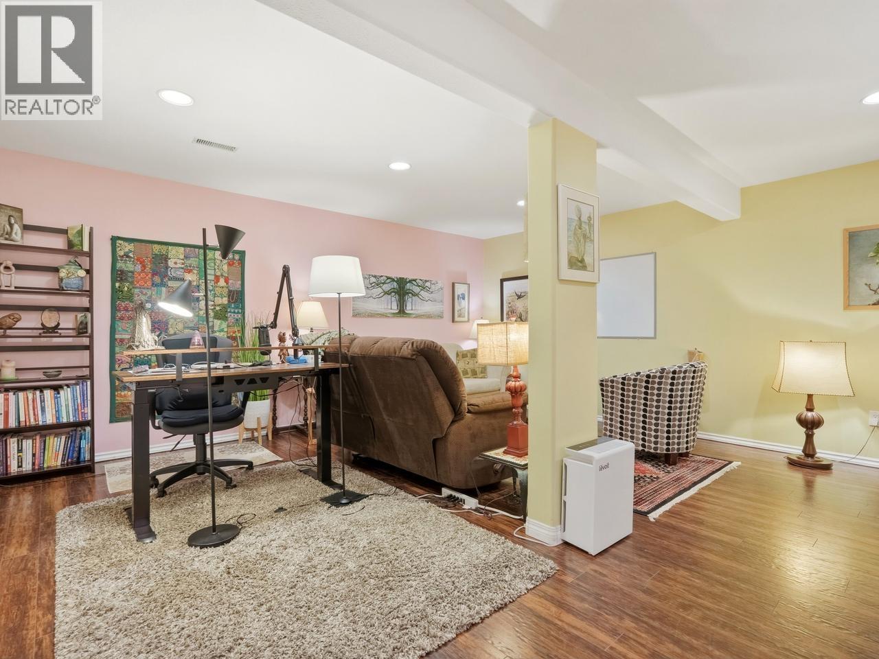 9439 Snowberry Court, Burnaby, British Columbia  V5A 4A6 - Photo 13 - R3115042