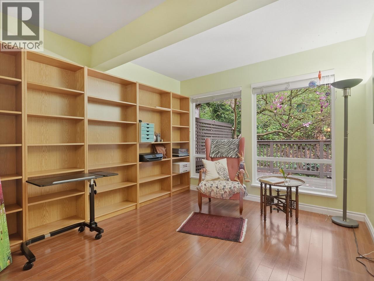 9439 Snowberry Court, Burnaby, British Columbia  V5A 4A6 - Photo 6 - R3115042