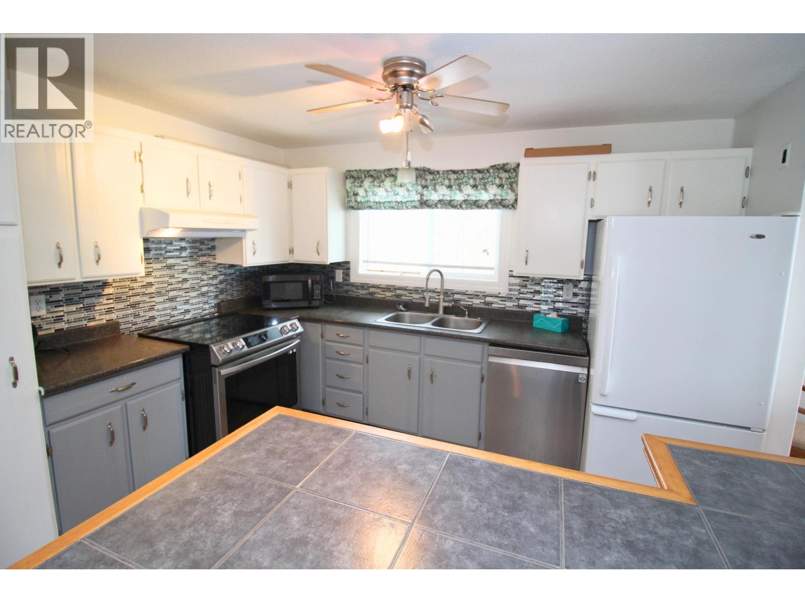 54384 118 Highway, Granisle, British Columbia  V0J 1W0 - Photo 17 - R3115115