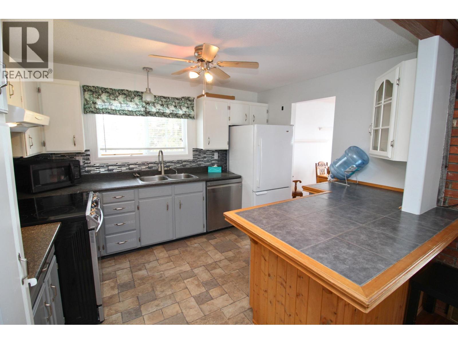 54384 118 Highway, Granisle, British Columbia  V0J 1W0 - Photo 15 - R3115115