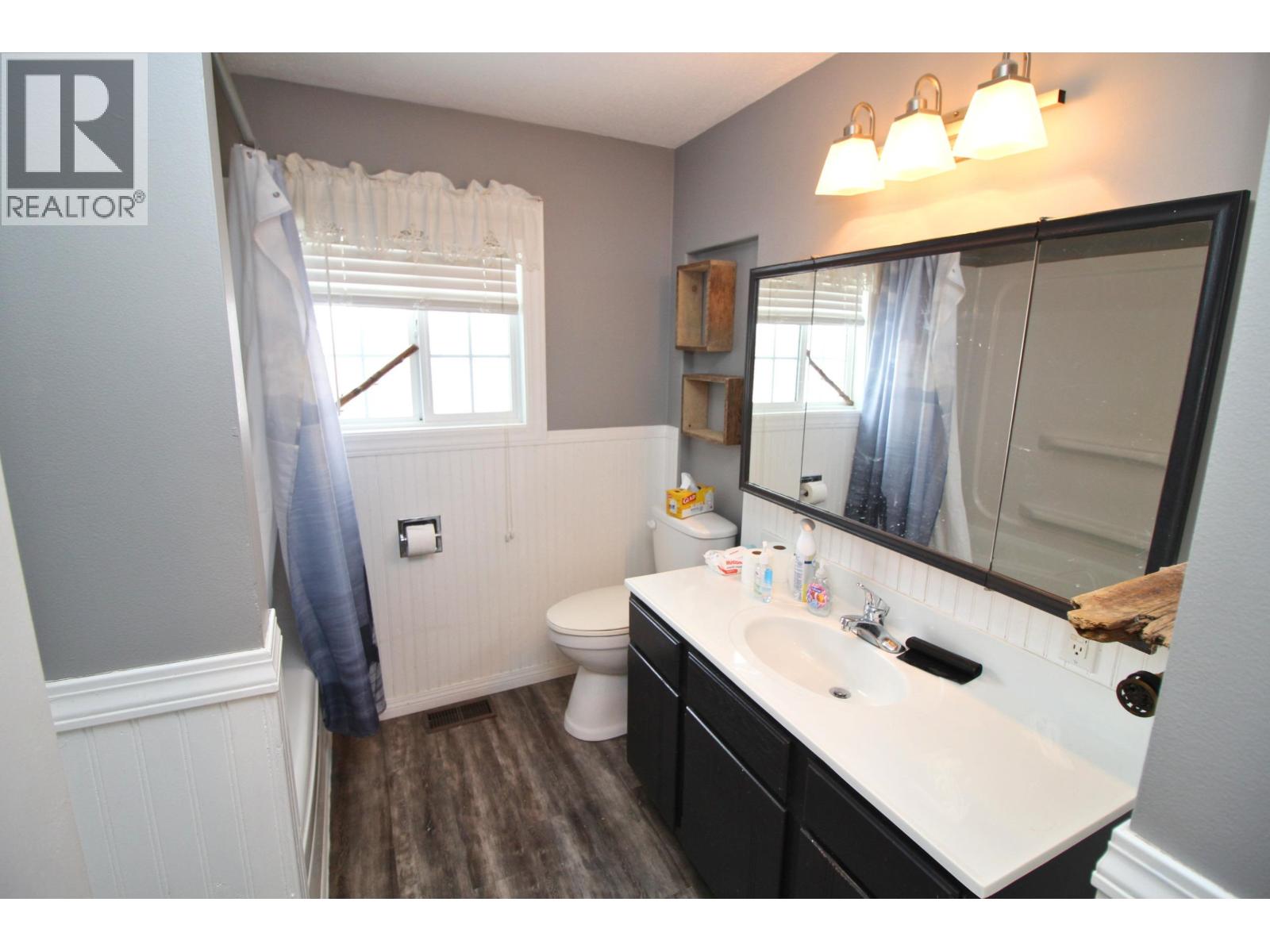 54384 118 Highway, Granisle, British Columbia  V0J 1W0 - Photo 22 - R3115115