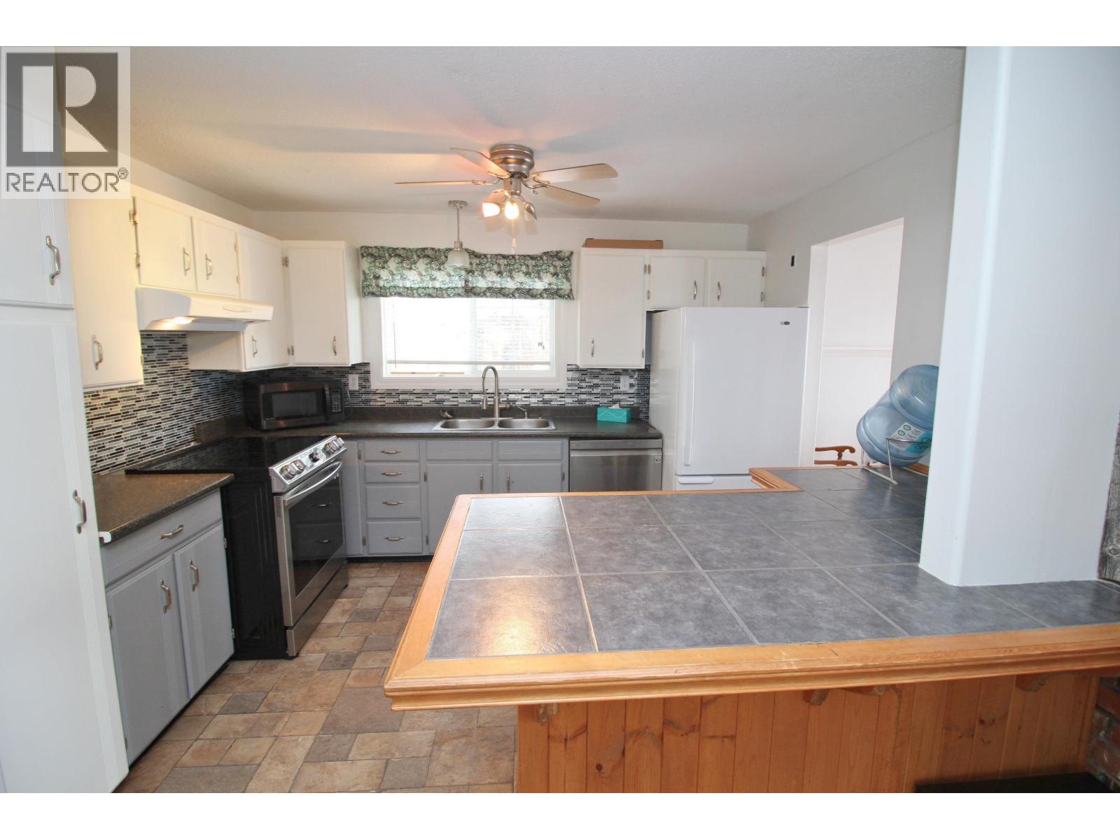 54384 118 Highway, Granisle, British Columbia  V0J 1W0 - Photo 16 - R3115115