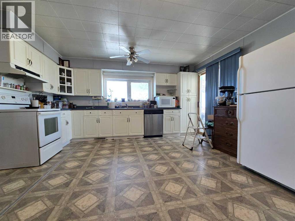 22004 Range Road 814, Rural Northern Sunrise County, Alberta  T0H 2R0 - Photo 3 - A2302841