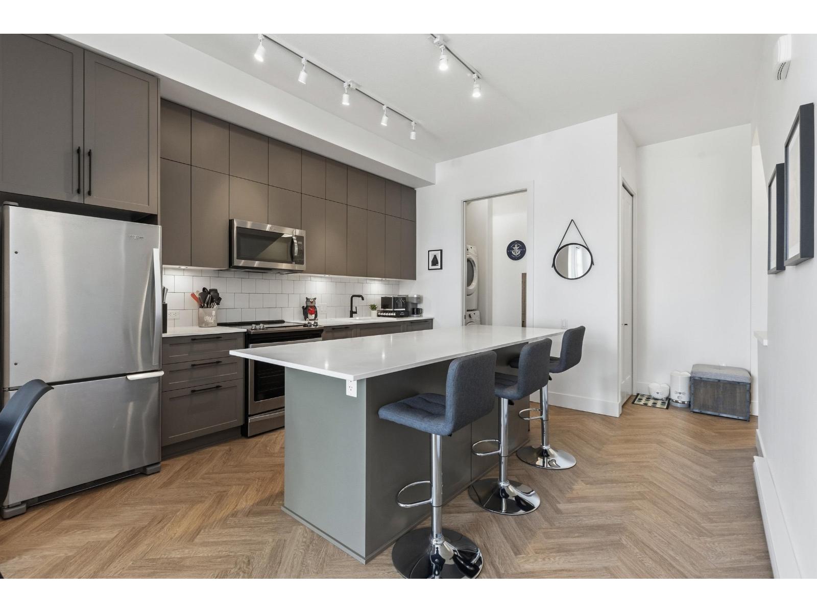 102 17568 57a Avenue, Surrey, British Columbia  V3S 7V2 - Photo 7 - R3114763