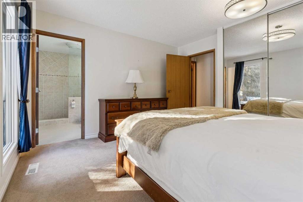 28 Wolf Drive, Rural Rocky View County, Alberta  T3Z 1A3 - Photo 14 - A2278748