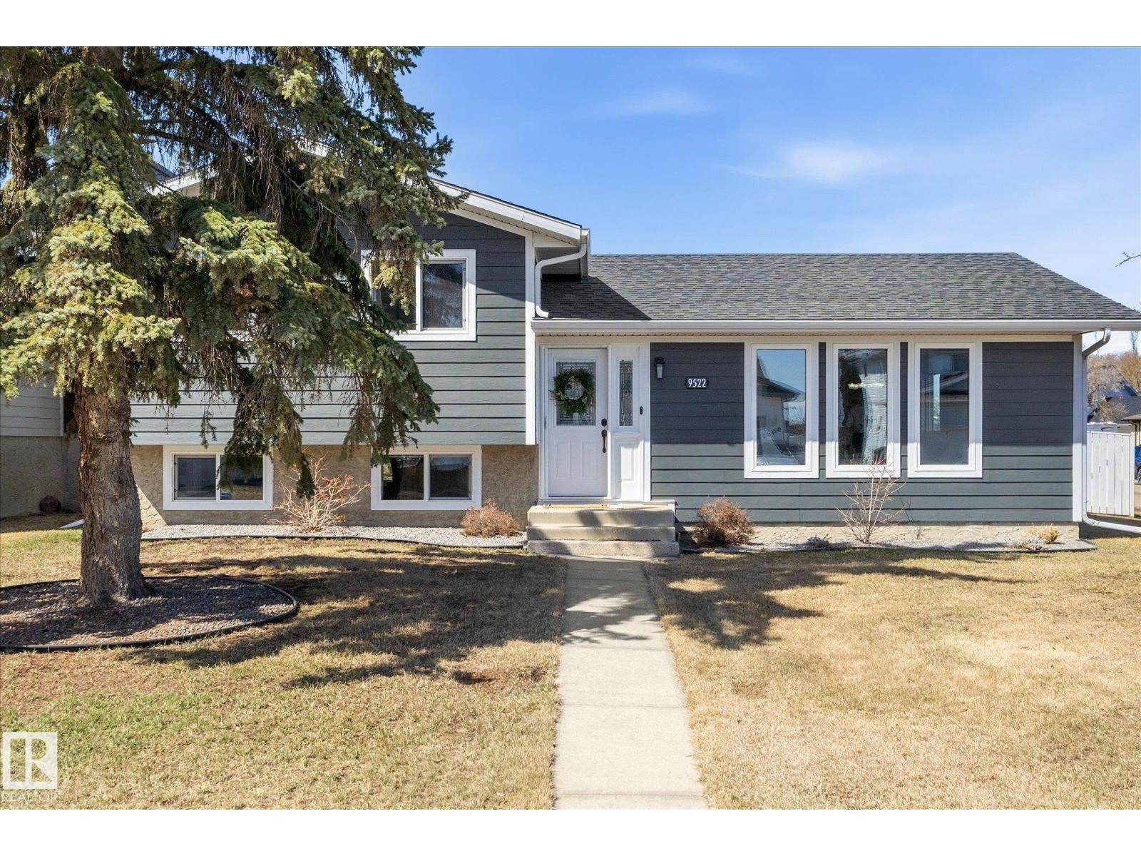 9522 95 ST, morinville, Alberta