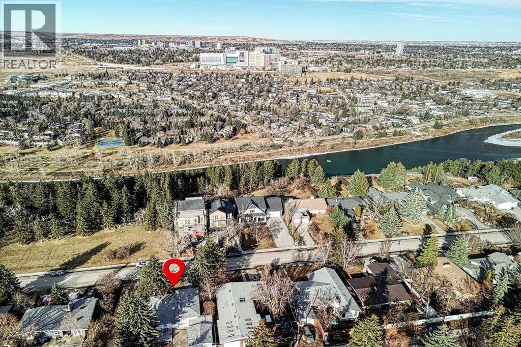 75 Wildwood Drive SW, Calgary, Alberta