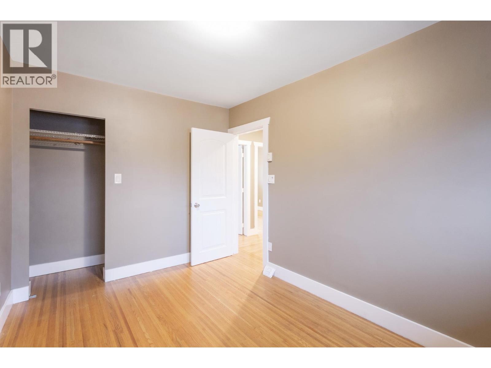 5745 Laurel Street, Burnaby, British Columbia  V5G 1N4 - Photo 15 - R3098974