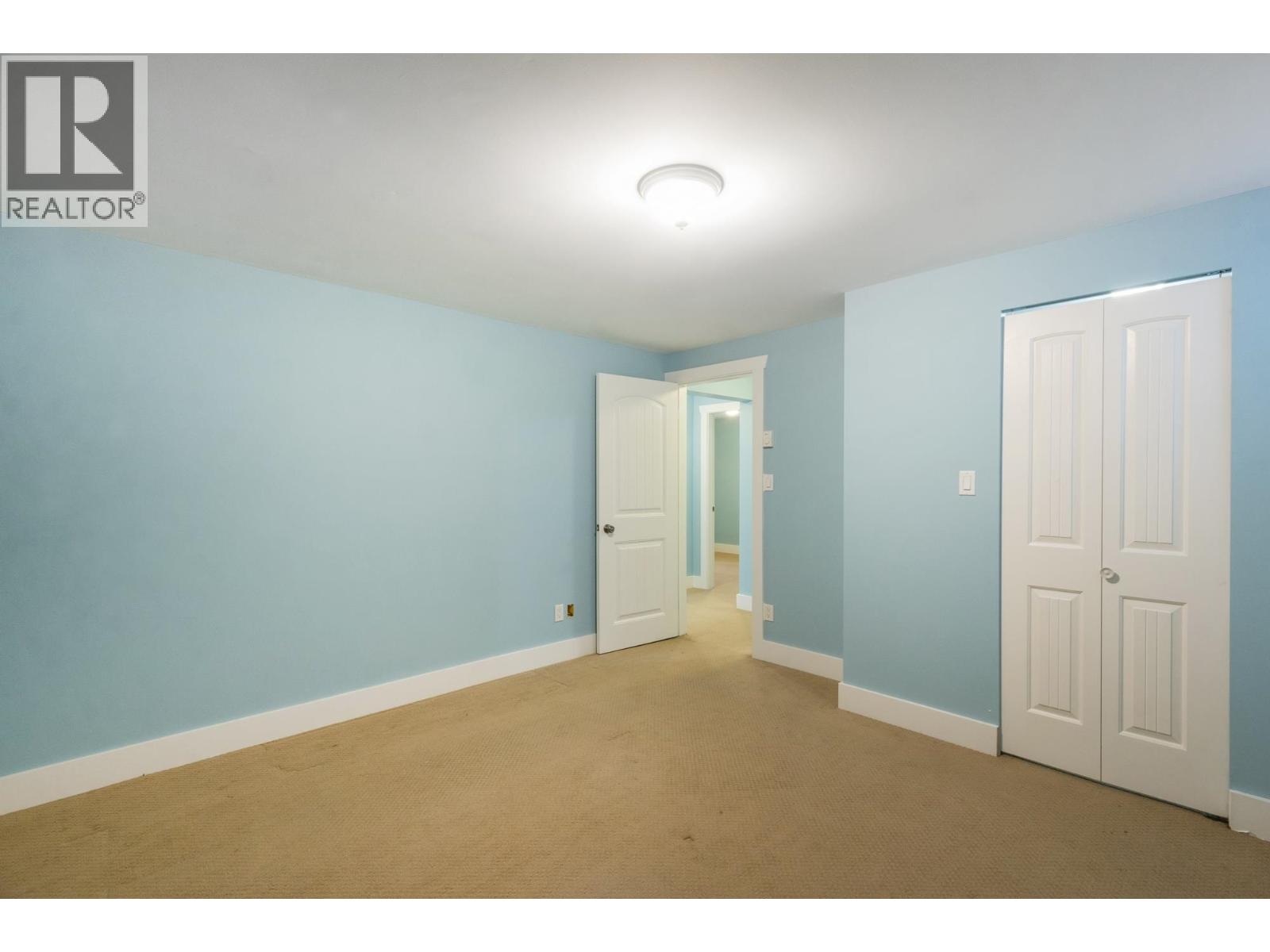 5745 Laurel Street, Burnaby, British Columbia  V5G 1N4 - Photo 30 - R3098974