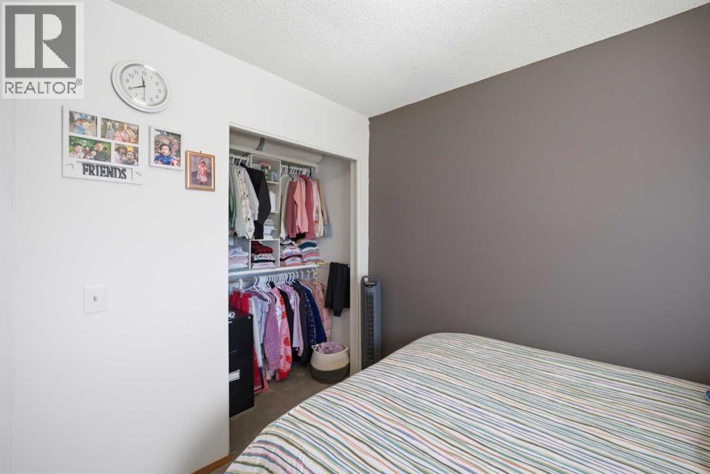 80 Martinglen Way Ne, Calgary, Alberta  T3J 3J1 - Photo 20 - A2301073
