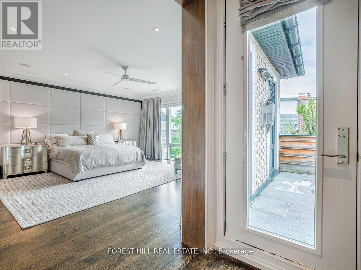 19 VESTA DRIVE Toronto (Forest Hill South), ON M5P 2Z4