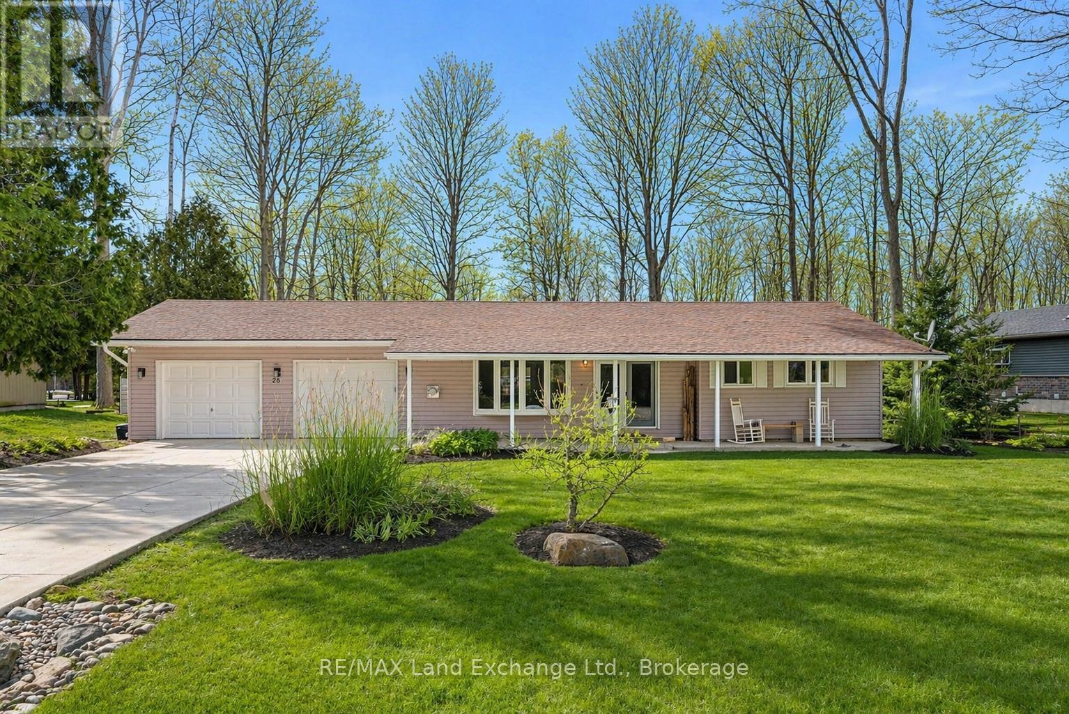 26 MAPLEPORT CRESCENT, South Bruce Peninsula, Ontario