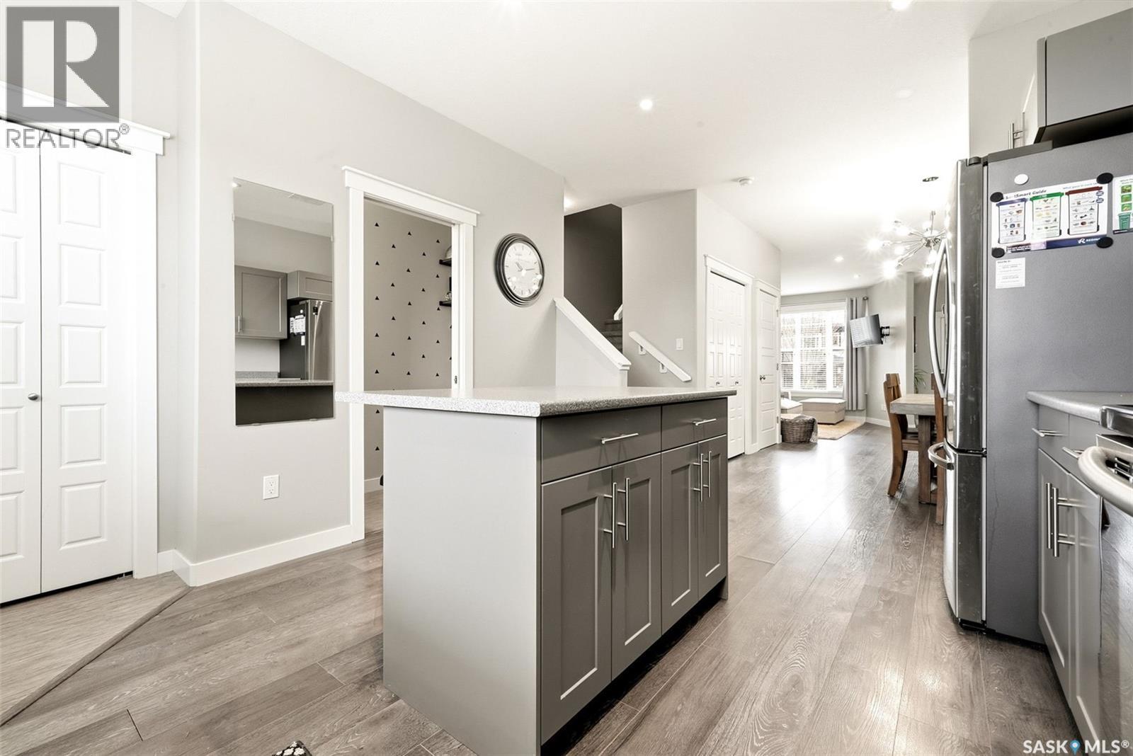 4371 James Hill Road, Regina, Saskatchewan  S4W 0L4 - Photo 11 - SK033774