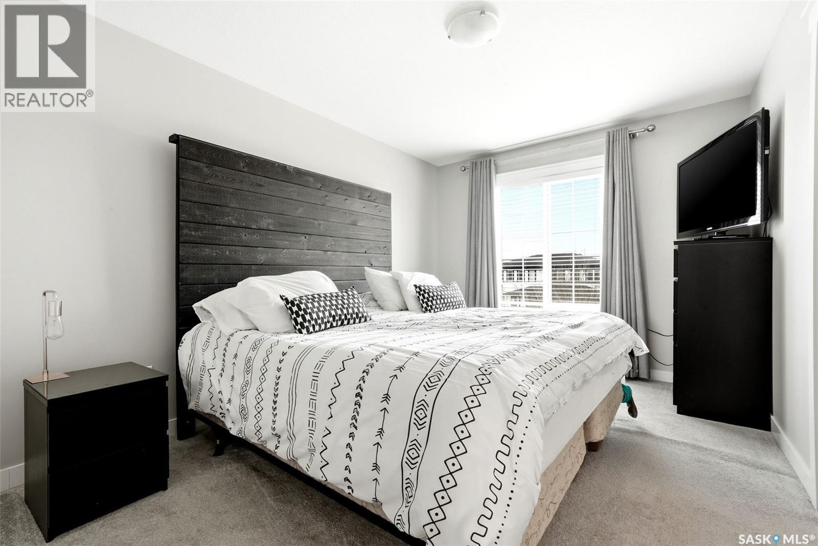 4371 James Hill Road, Regina, Saskatchewan  S4W 0L4 - Photo 17 - SK033774