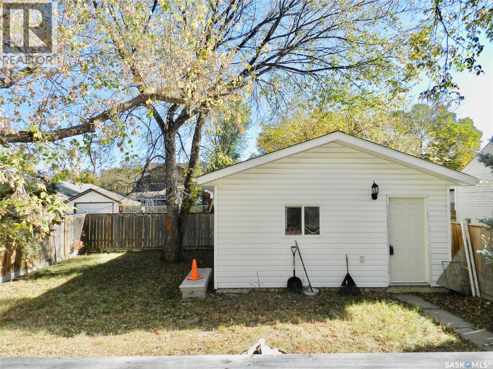 1121 6th Avenue Nw, Moose Jaw, Saskatchewan  S6H 4A7 - Photo 18 - SK033762