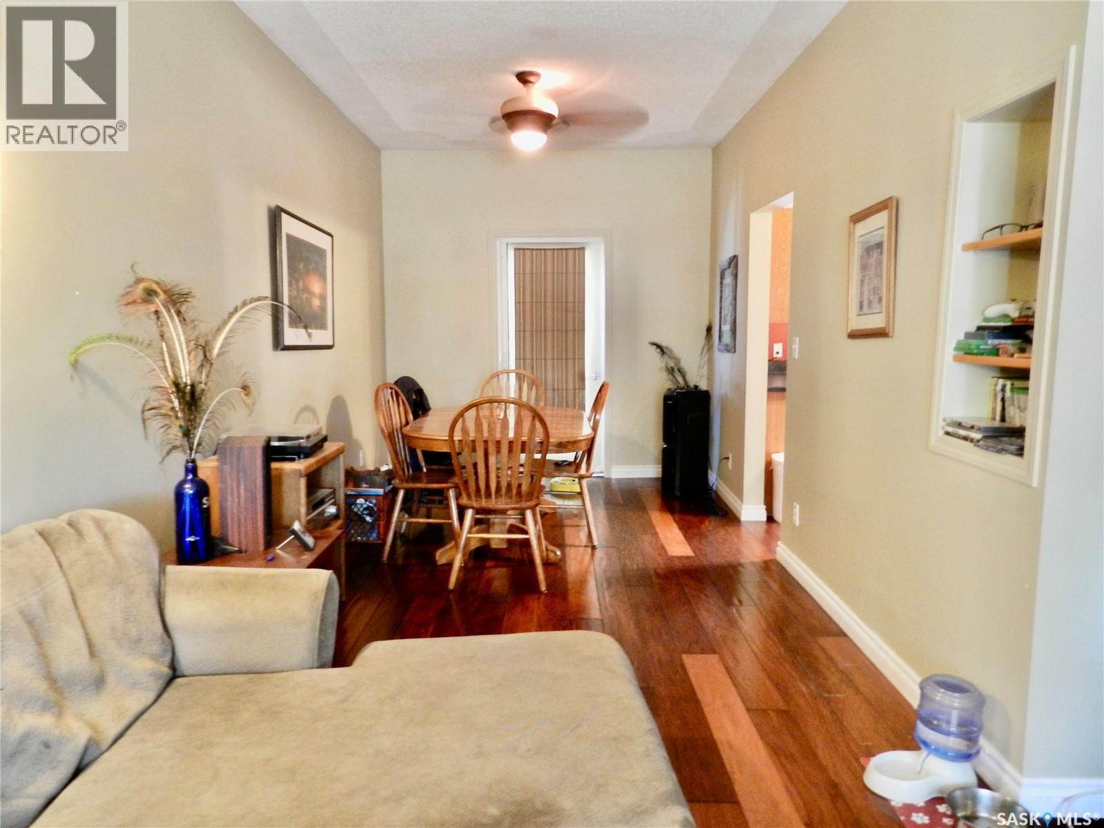 1121 6th Avenue Nw, Moose Jaw, Saskatchewan  S6H 4A7 - Photo 5 - SK033762