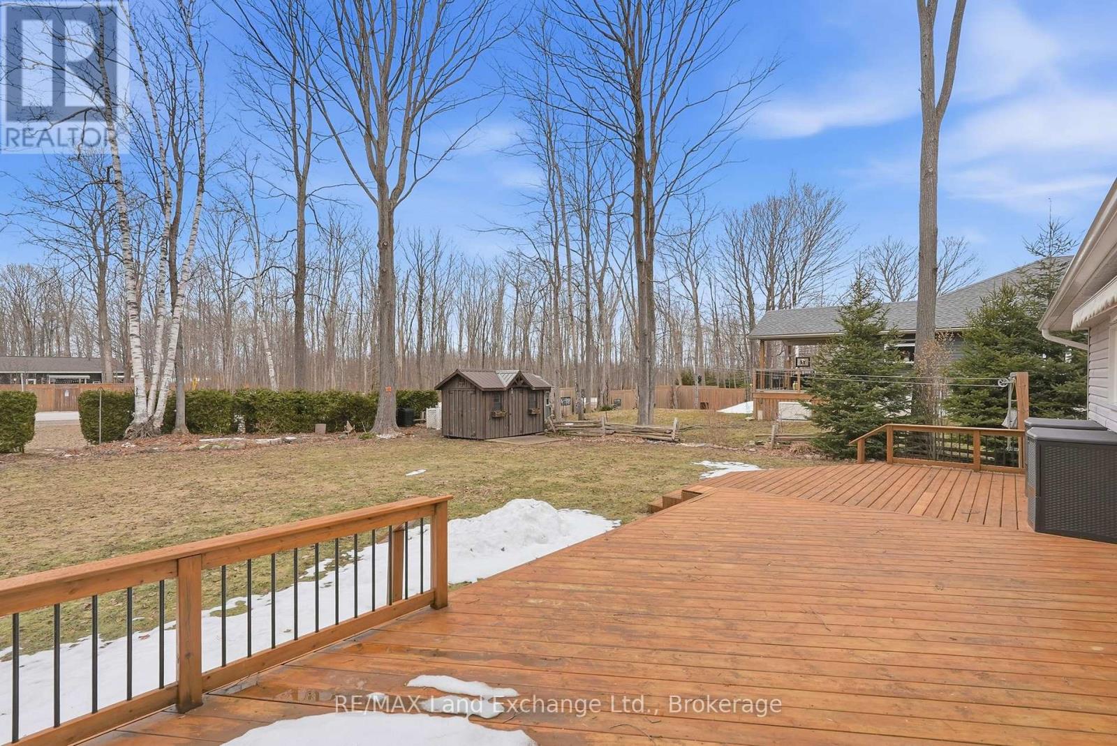 26 Mapleport Crescent, South Bruce Peninsula, Ontario  N0H 2G0 - Photo 25 - X12878268