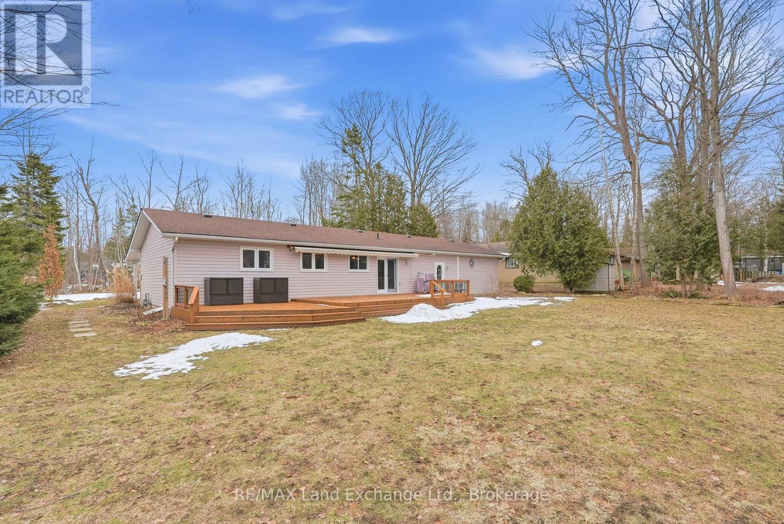 26 Mapleport Crescent, South Bruce Peninsula, Ontario  N0H 2G0 - Photo 30 - X12878268