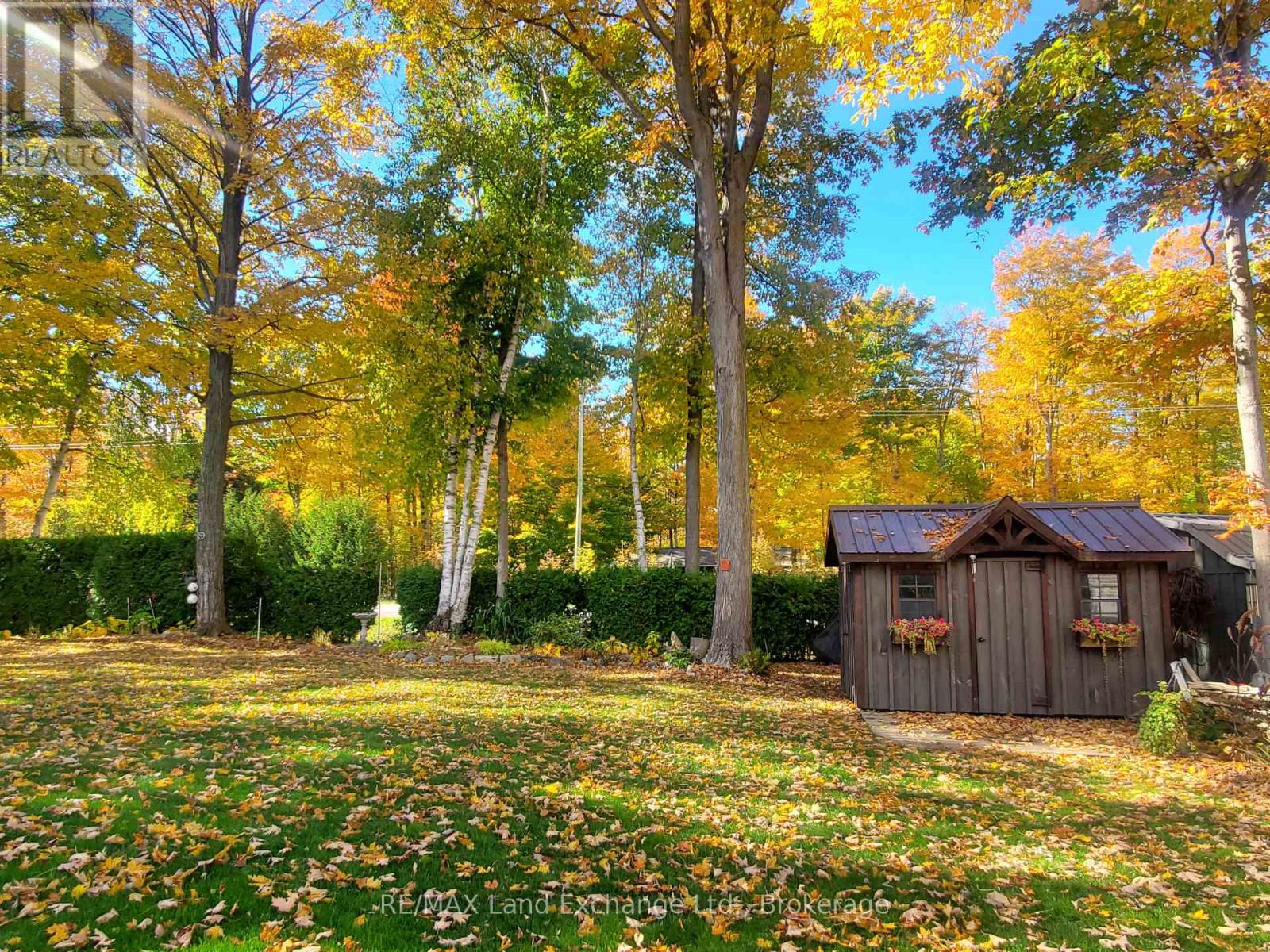 26 Mapleport Crescent, South Bruce Peninsula, Ontario  N0H 2G0 - Photo 36 - X12878268