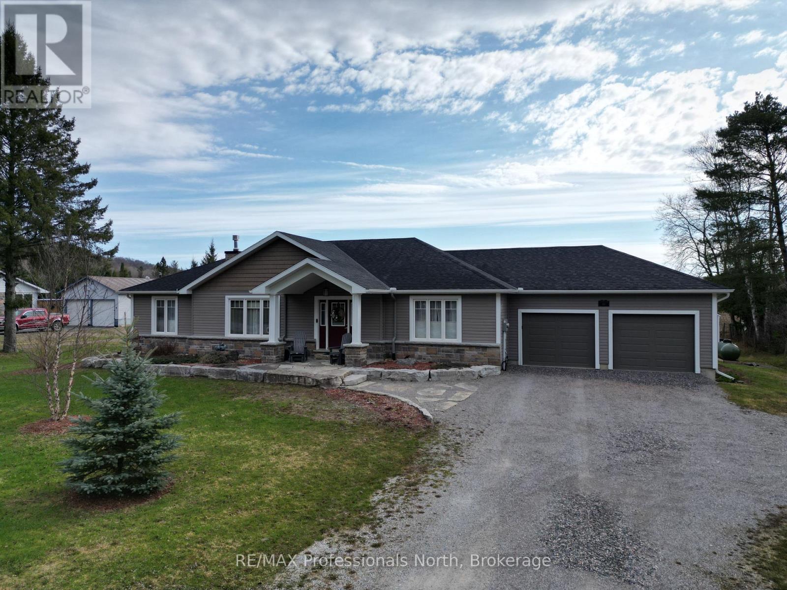 192 Bobcaygeon Road, Minden Hills, Ontario  K0M 2K0 - Photo 1 - X13003500