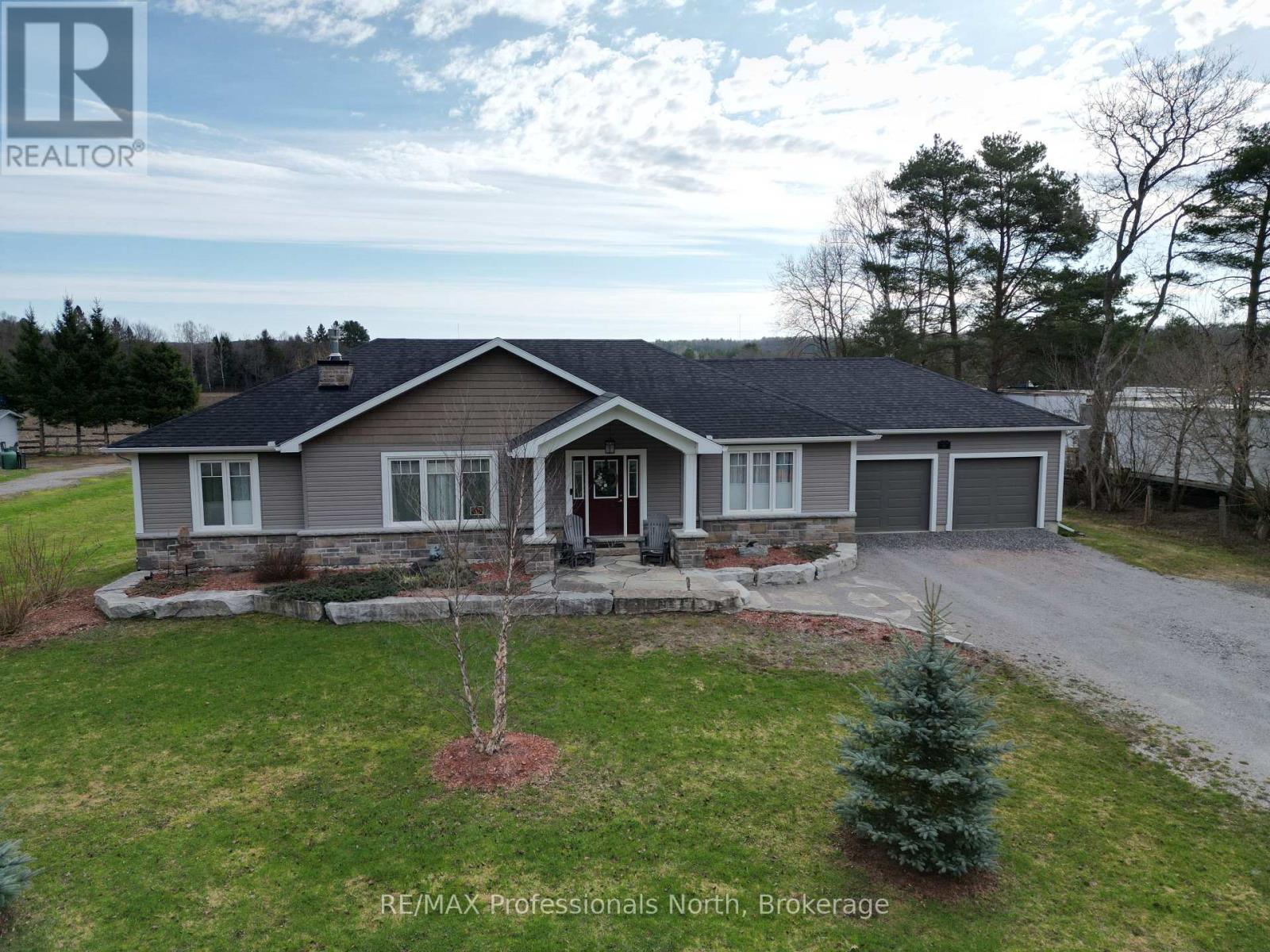 192 Bobcaygeon Road, Minden Hills, Ontario  K0M 2K0 - Photo 2 - X13003500