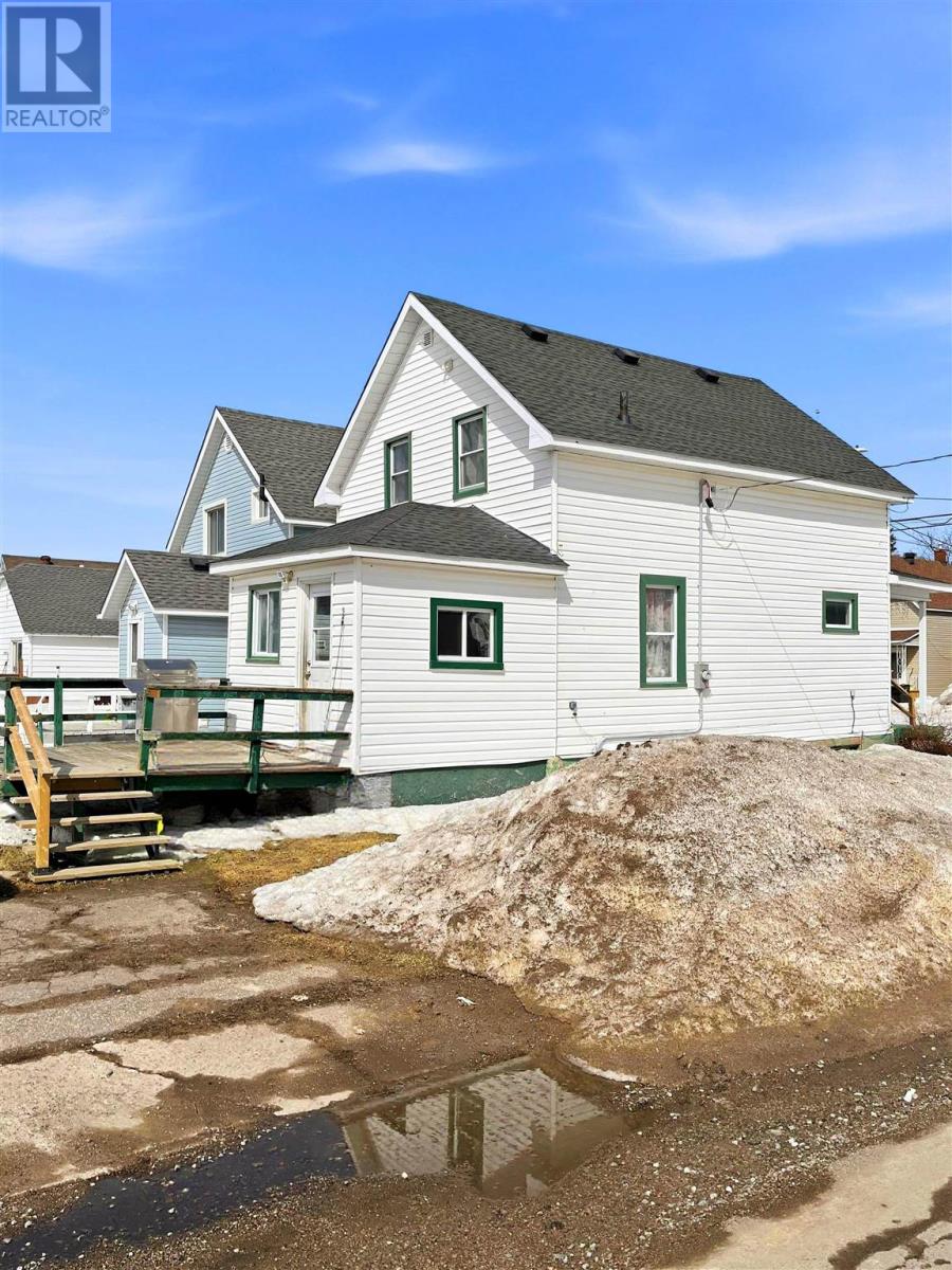 86 Pardee Ave, Sault Ste Marie, Ontario  P6B 1W3 - Photo 11 - SM260683